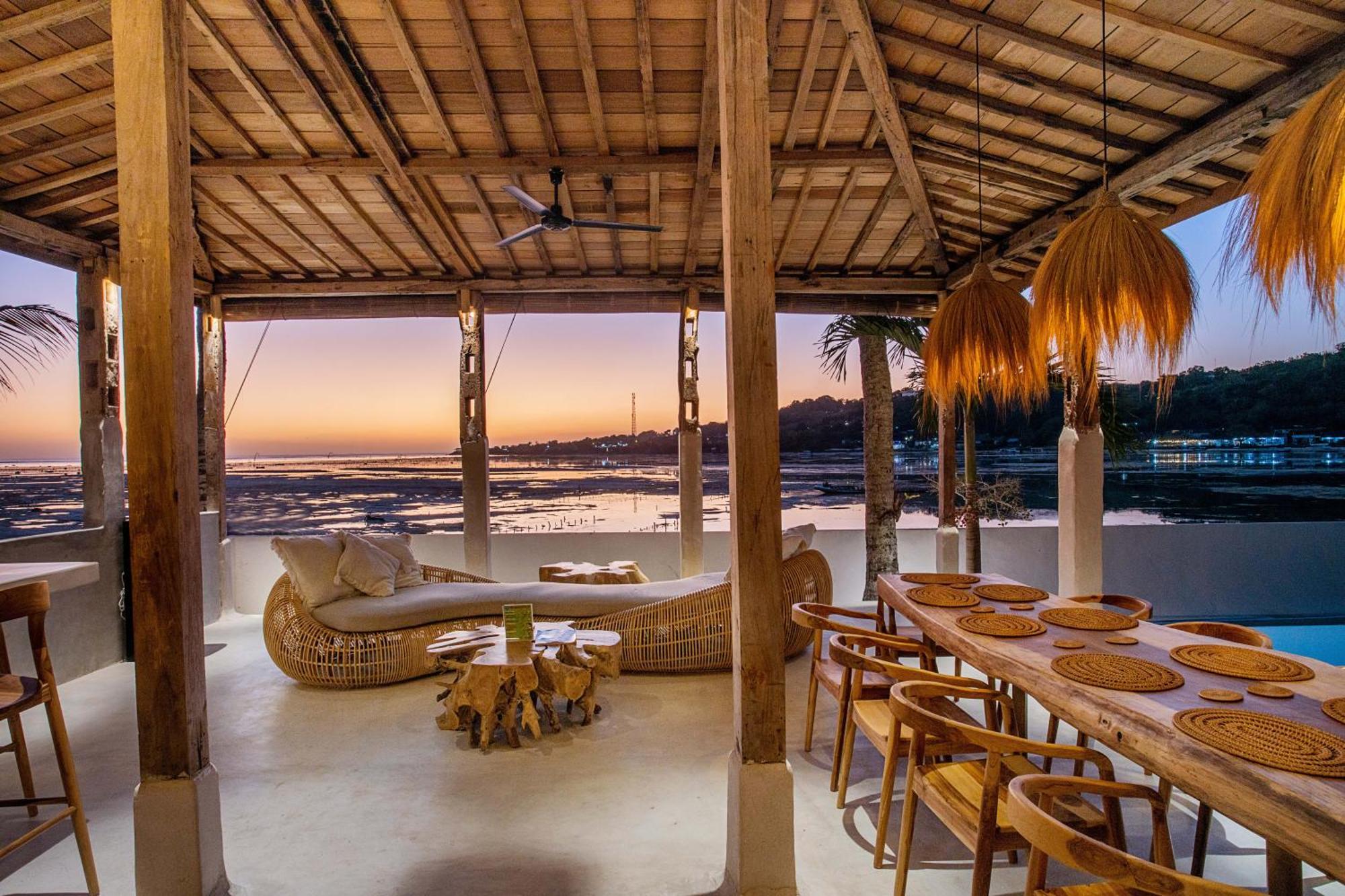 Sunset House Ceningan, 10 Person Beachview Private Villa Нуса-Лембонган Екстер'єр фото