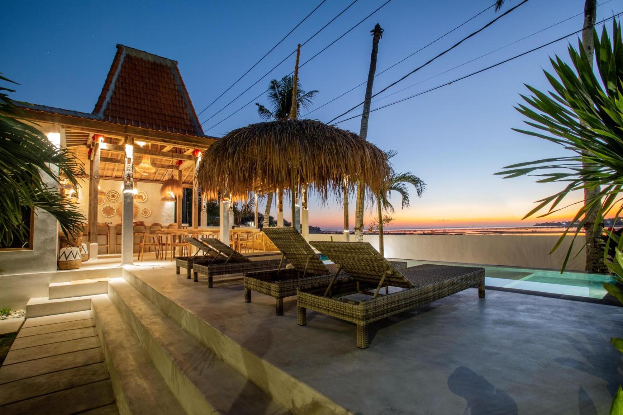 Sunset House Ceningan, 10 Person Beachview Private Villa Нуса-Лембонган Екстер'єр фото