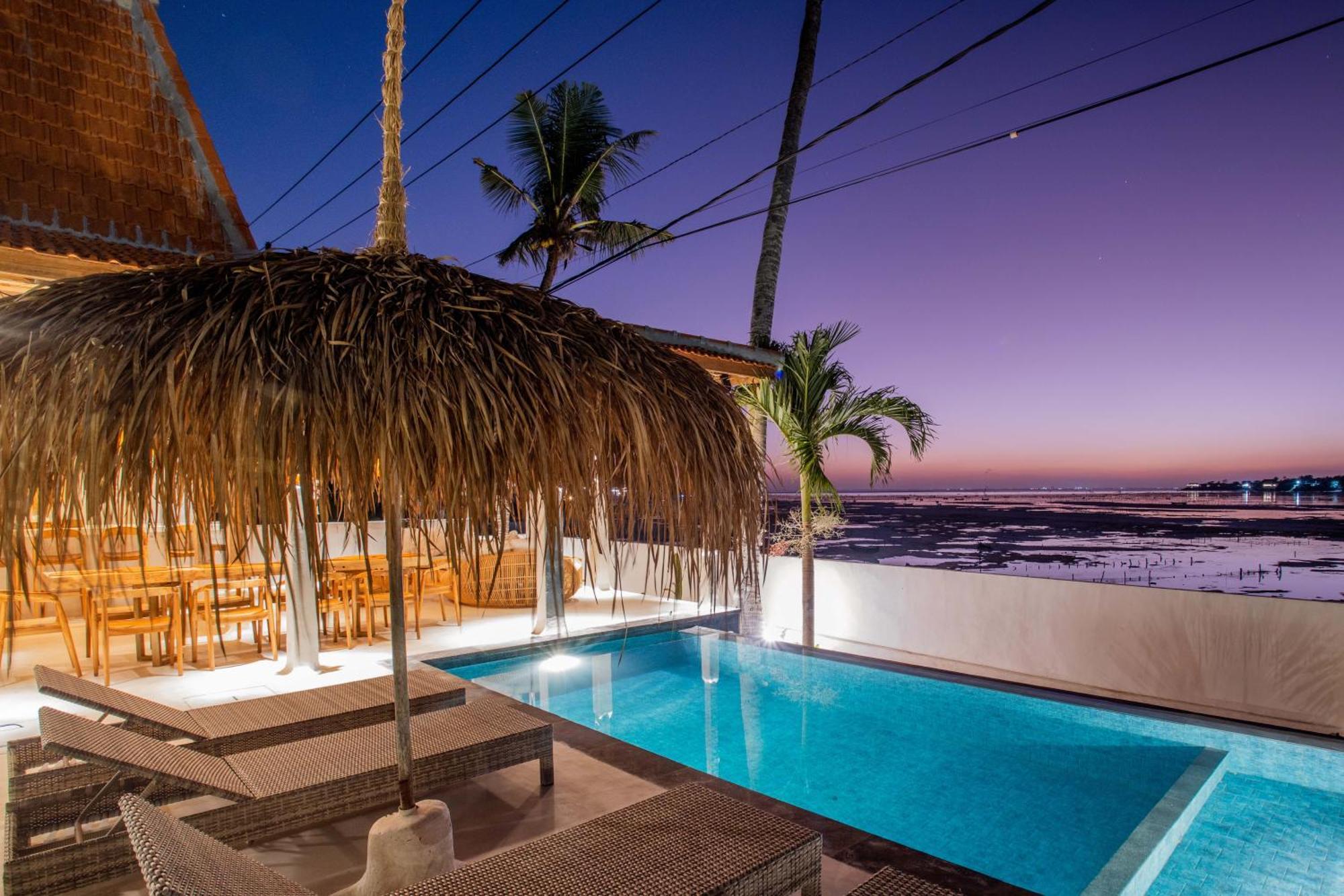 Sunset House Ceningan, 10 Person Beachview Private Villa Нуса-Лембонган Екстер'єр фото