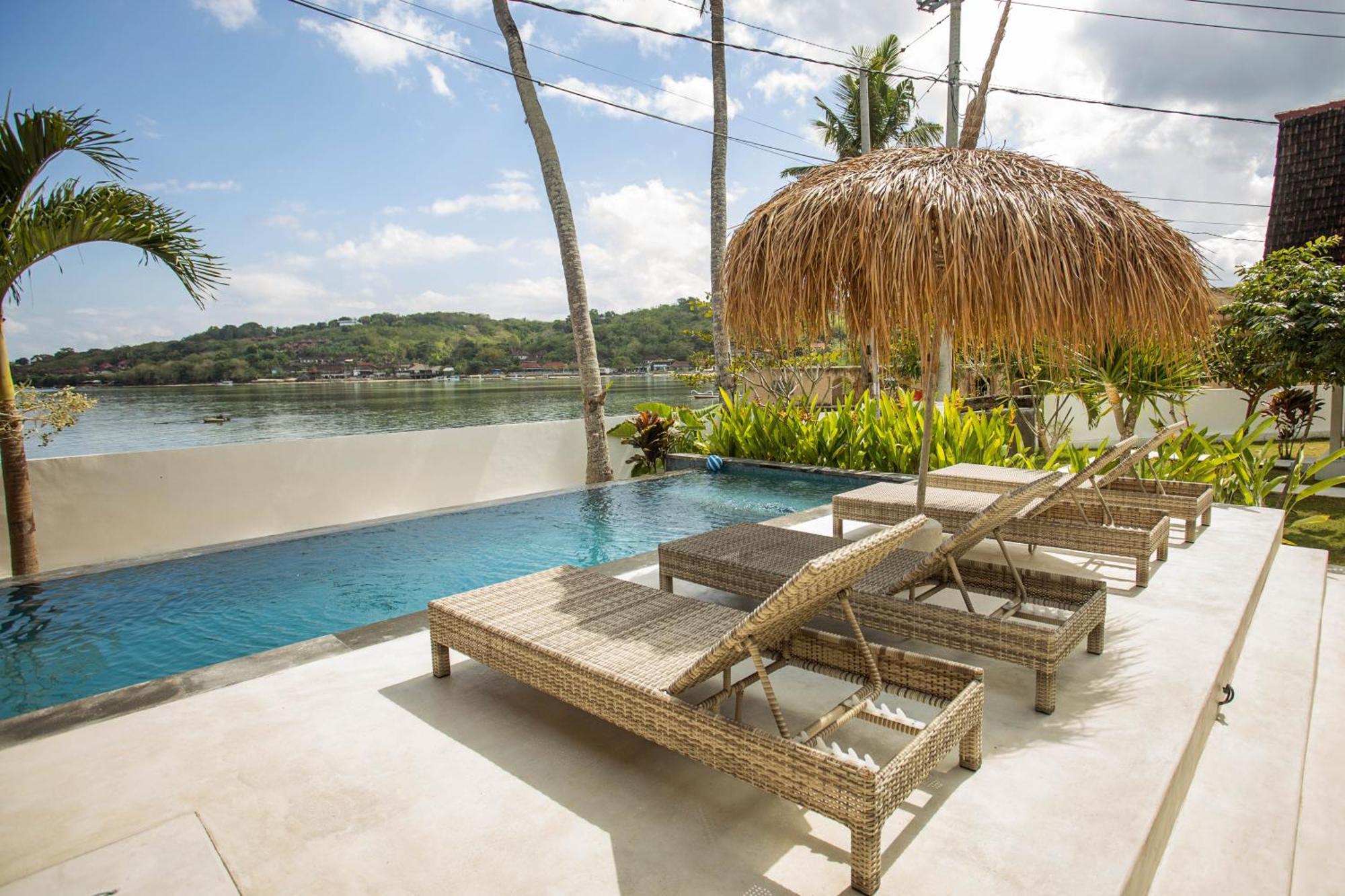 Sunset House Ceningan, 10 Person Beachview Private Villa Нуса-Лембонган Екстер'єр фото