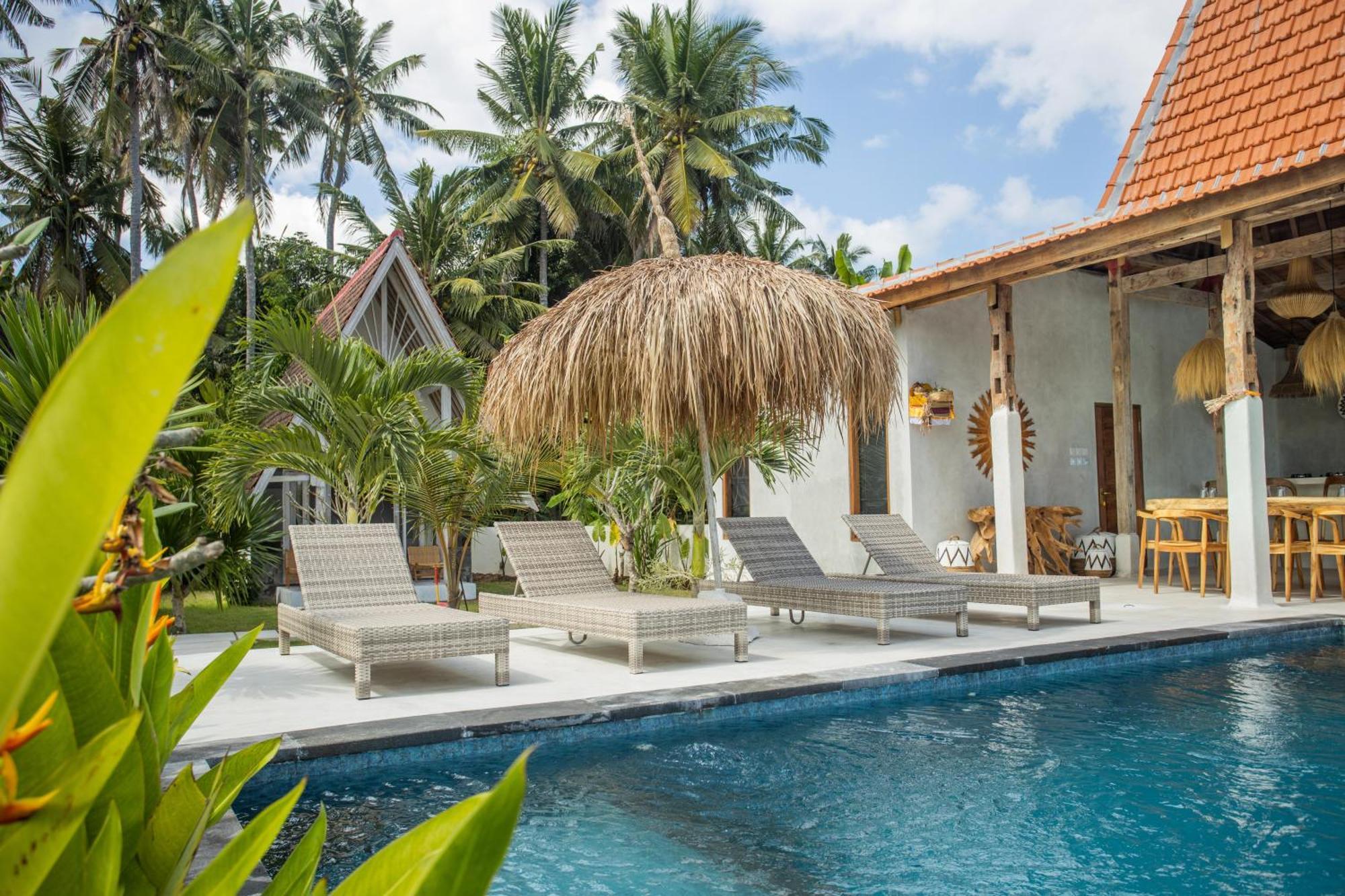 Sunset House Ceningan, 10 Person Beachview Private Villa Нуса-Лембонган Екстер'єр фото