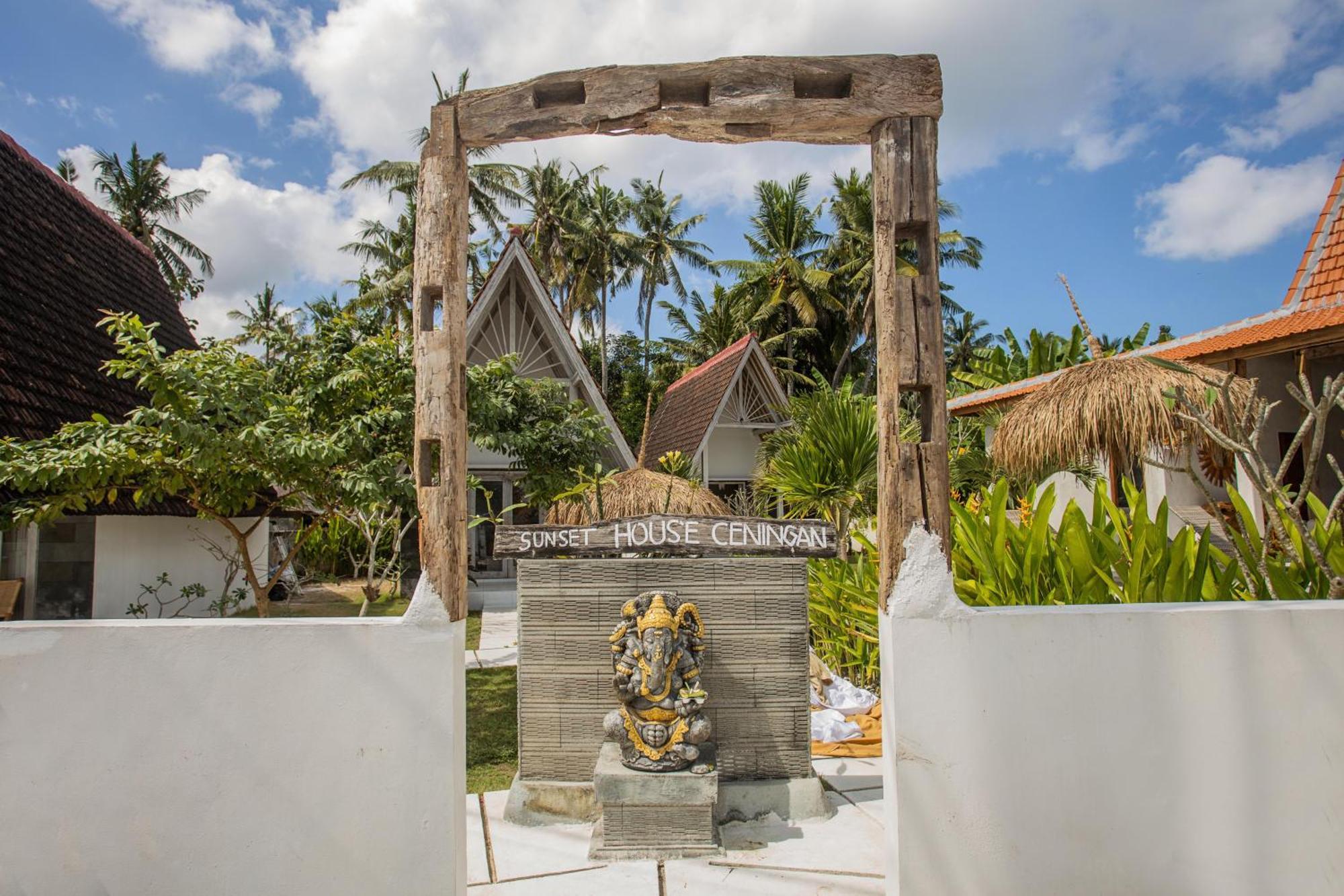 Sunset House Ceningan, 10 Person Beachview Private Villa Нуса-Лембонган Екстер'єр фото