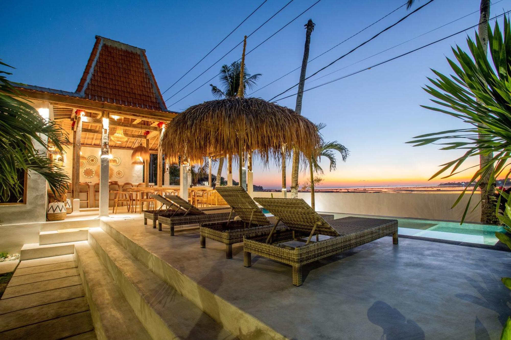 Sunset House Ceningan, 10 Person Beachview Private Villa Нуса-Лембонган Екстер'єр фото